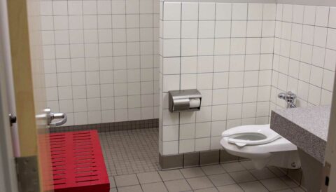 indianapolis-restroom-toilet Indianapolis, Indiana terminal driver restroom and shower